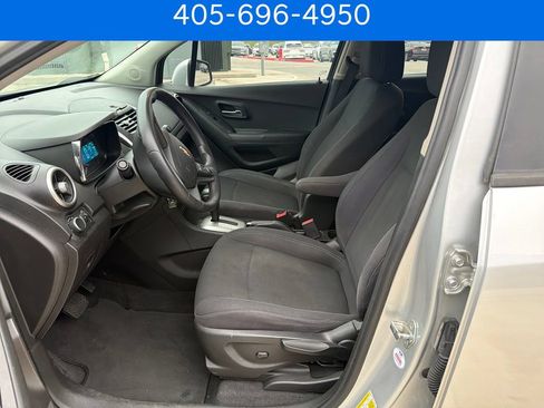 Used 2016 Chevrolet Trax LS FWD image 10
