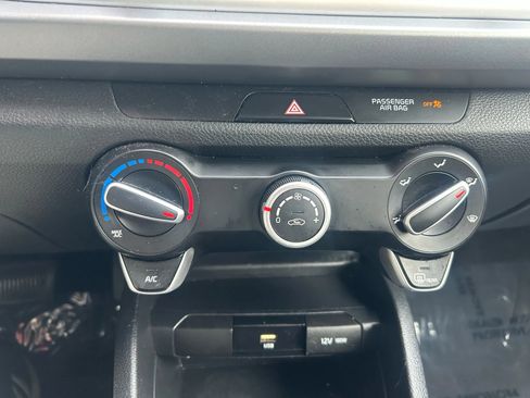 Used 2021 Kia Rio S image 9
