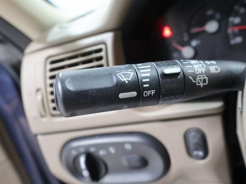 Used 2004 Ford Explorer Eddie Bauer AWD/4WD image 31