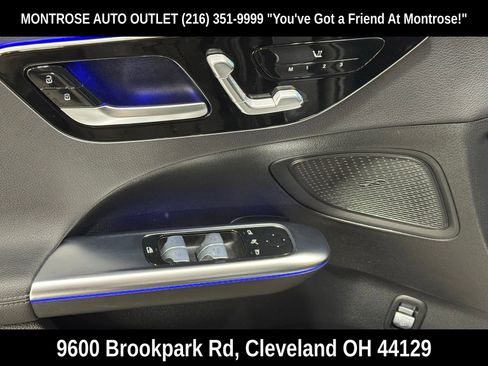 Used 2023 Mercedes-Benz C 300 4MATIC Sedan image 12