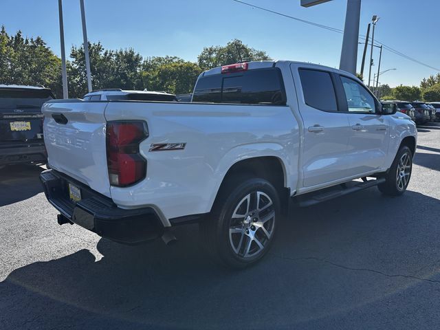 Used 2024 Chevrolet Colorado Z71 w/ Z71 Convenience Package 2 AWD/4WD image 5