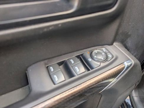 Used 2021 Chevrolet Silverado 1500 LT w/ True North Edition Plus AWD/4WD image 15