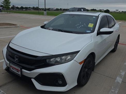 Used 2017 Honda Civic EX image 1