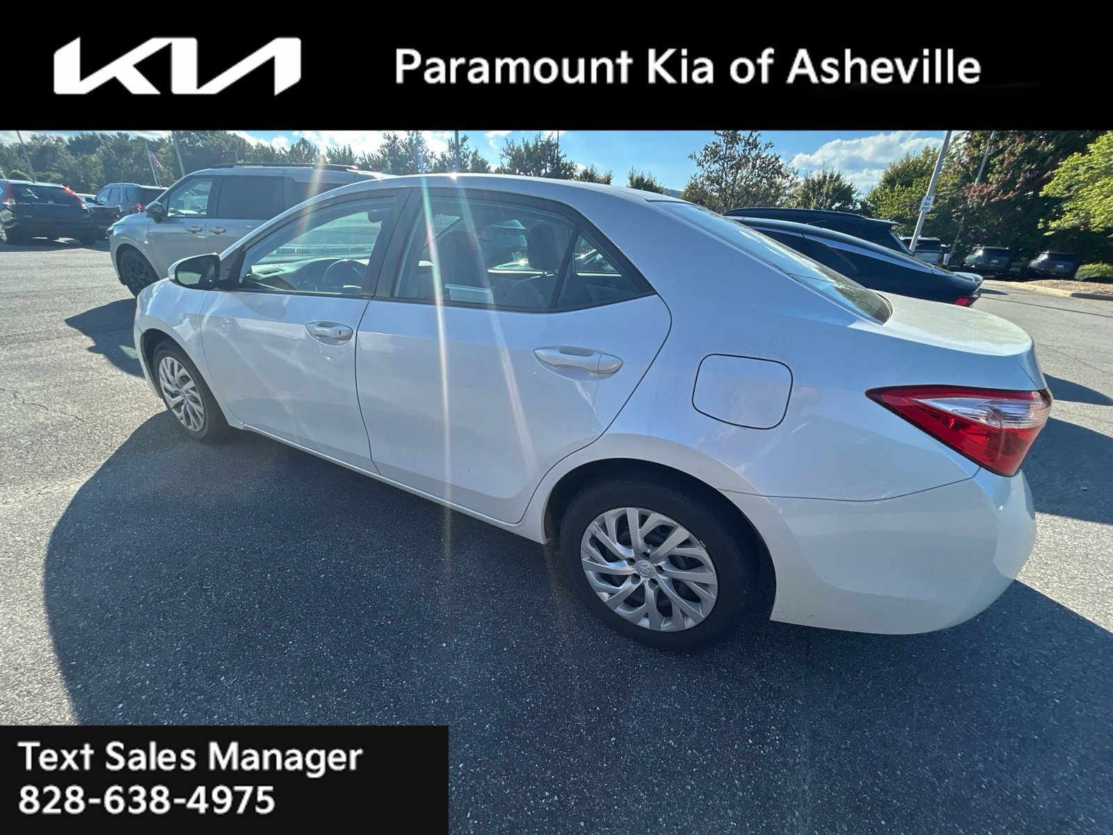 Used 2017 Toyota Corolla LE FWD image 8