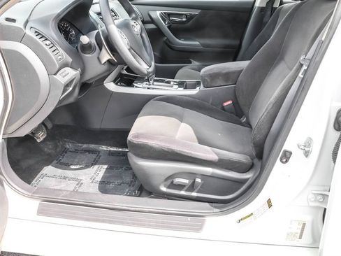 Used 2013 Nissan Altima 3.5 S FWD image 15