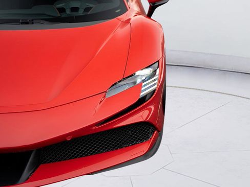 Used 2022 Ferrari SF90 Stradale image 12