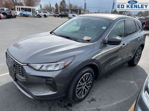 Used 2023 Ford Escape Active w/ Tech Pack #1 image 2