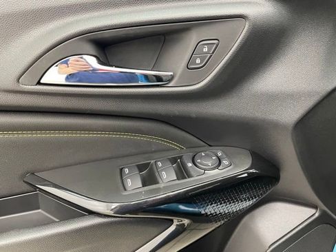New 2026 Chevrolet Trax LT w/ Driver Confidence Package FWD image 9