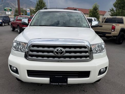 Used 2015 Toyota Sequoia Platinum AWD/4WD image 23