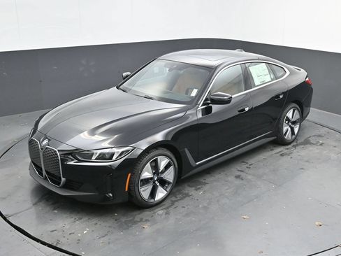 New 2026 BMW i4 eDrive40 RWD image 34