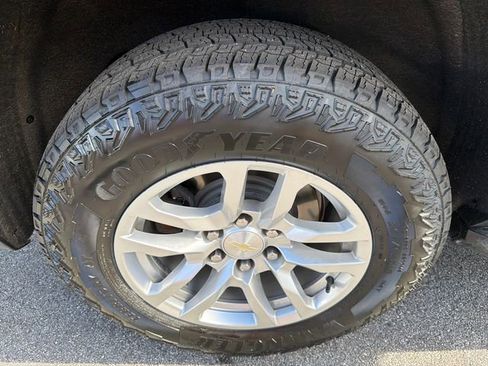 Used 2021 Chevrolet Tahoe LT image 17