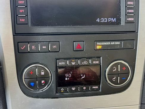 Used 2010 GMC Acadia SLT image 15