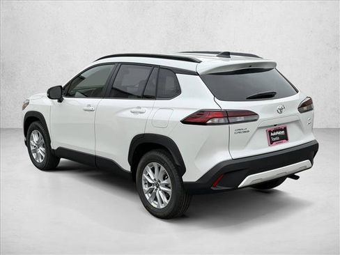 New 2026 Toyota Corolla Cross LE image 7
