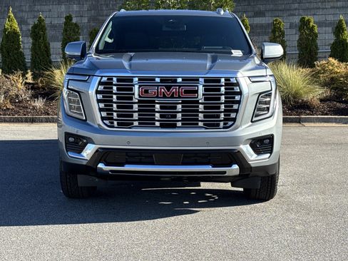 New 2026 GMC Yukon XL Denali w/ Sun & Power Step Package image 3
