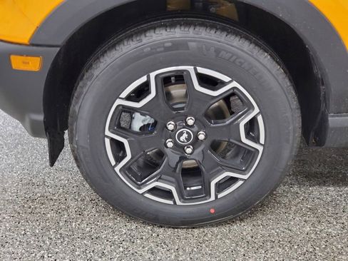 New 2026 Ford Bronco Sport Outer Banks w/ Outer Banks Tech Package+ AWD/4WD image 8