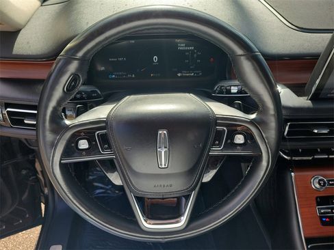 Used 2020 Lincoln Aviator Reserve w/ Elements Package Plus image 25