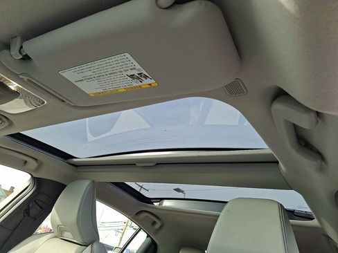 Used 2024 Toyota Prius XLE image 15