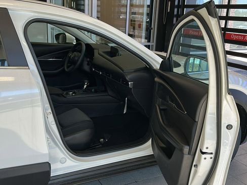 New 2025 MAZDA CX-30 AWD 2.5 S image 25