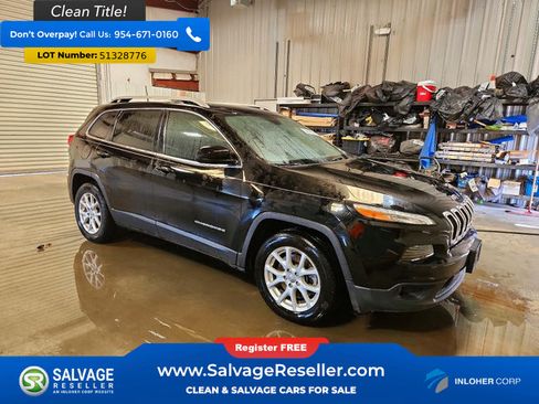 Used 2018 Jeep Cherokee Latitude FWD image 5