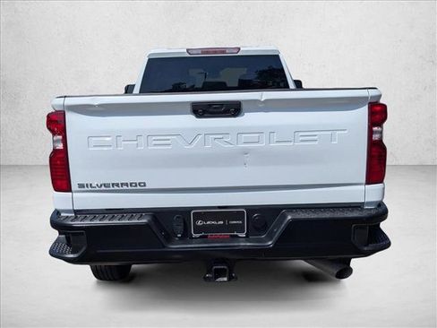 Used 2024 Chevrolet Silverado 2500 W/T w/ WT Convenience Package image 9