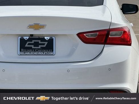 Used 2021 Chevrolet Malibu LS w/ Driver Confidence Package II FWD image 8