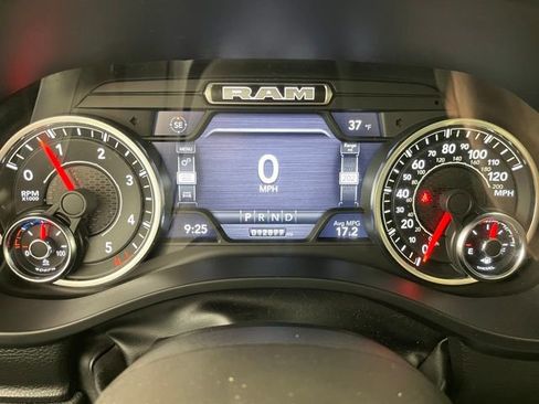Used 2023 RAM 1500 Laramie AWD/4WD image 25