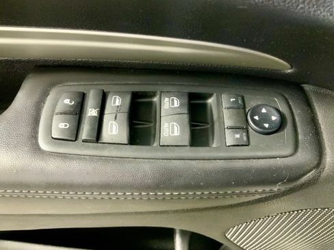 Used 2019 Dodge Durango SXT w/ 3rd Row Seating Group AWD/4WD image 21