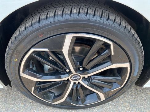 Used 2024 Nissan Altima 2.5 SR FWD image 23