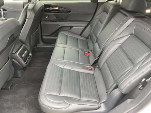 New 2026 Lincoln Nautilus Reserve w/ Jet Appearance Package AWD/4WD image 12