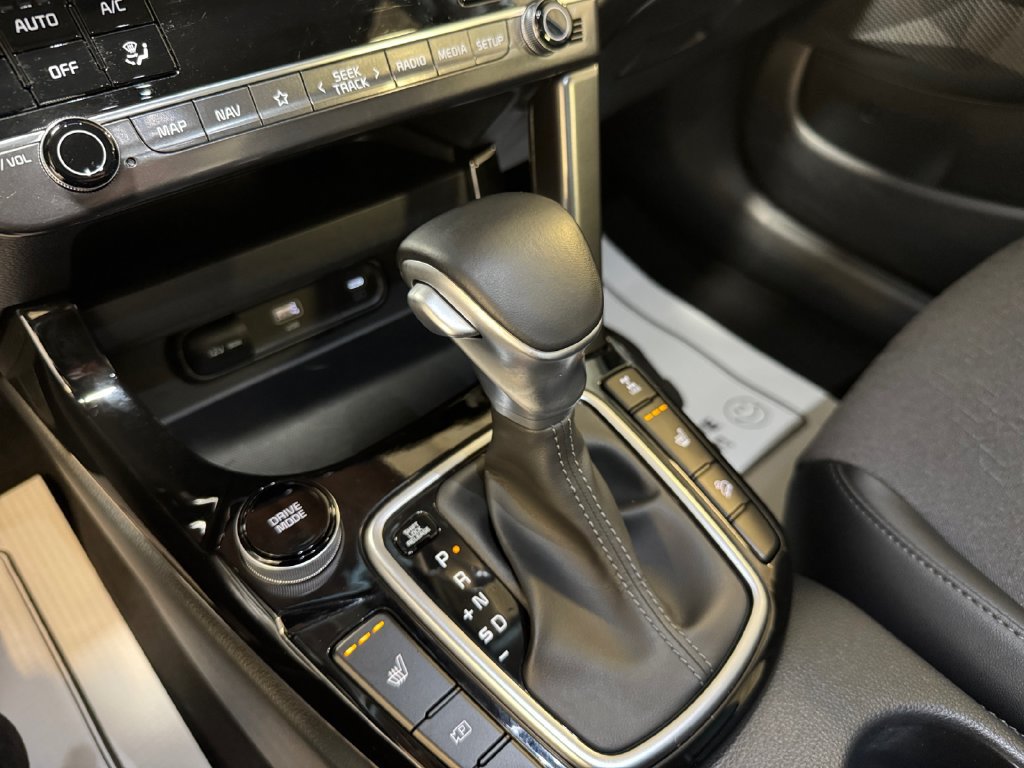 Certified 2025 Kia Seltos S AWD/4WD image 21