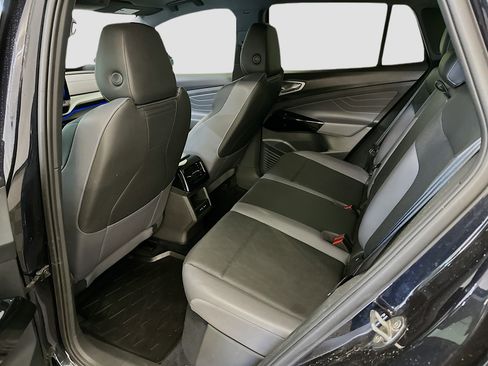 Used 2023 Volkswagen ID.4 Pro S AWD/4WD image 30