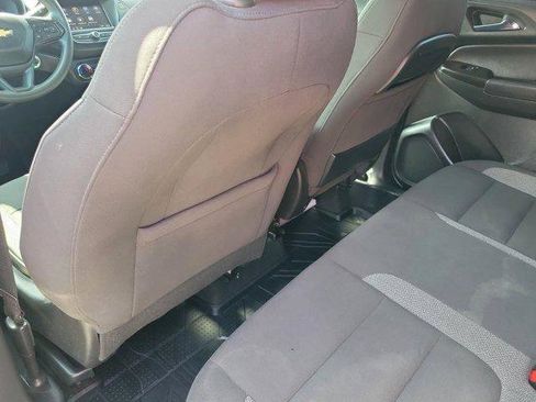 Used 2021 Chevrolet TrailBlazer LT FWD image 12