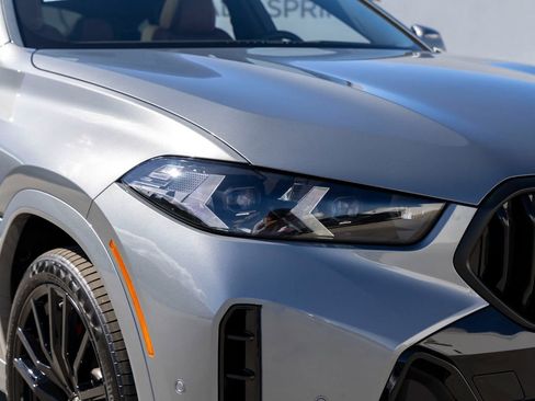 Certified 2026 BMW X6 xDrive40i w/ Premium Package image 5