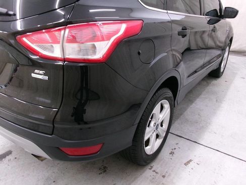 Used 2016 Ford Escape SE AWD/4WD image 9