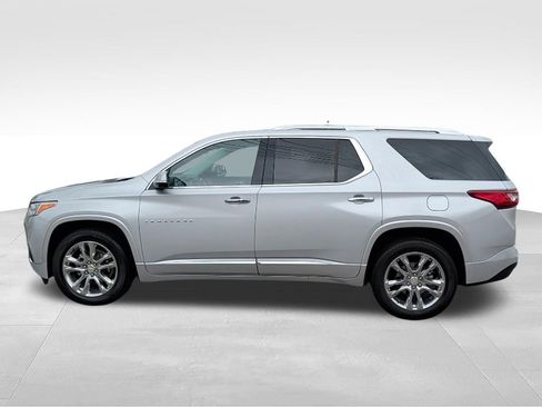 Used 2020 Chevrolet Traverse High Country FWD image 8