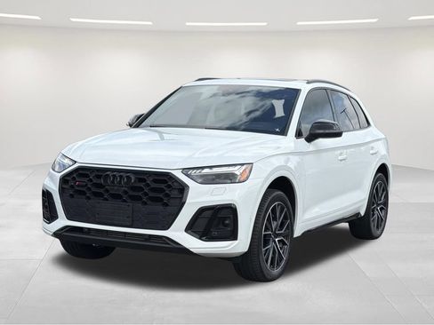 Used 2023 Audi SQ5 Prestige AWD/4WD image 1