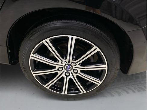 Used 2018 Volvo S60 T5 Inscription AWD/4WD image 18