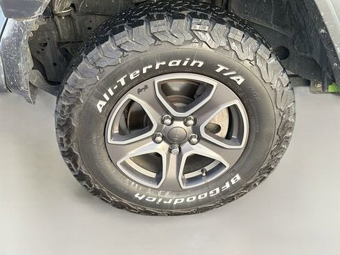 Used 2019 Jeep Wrangler Sport w/ Quick Order Package 24S image 22