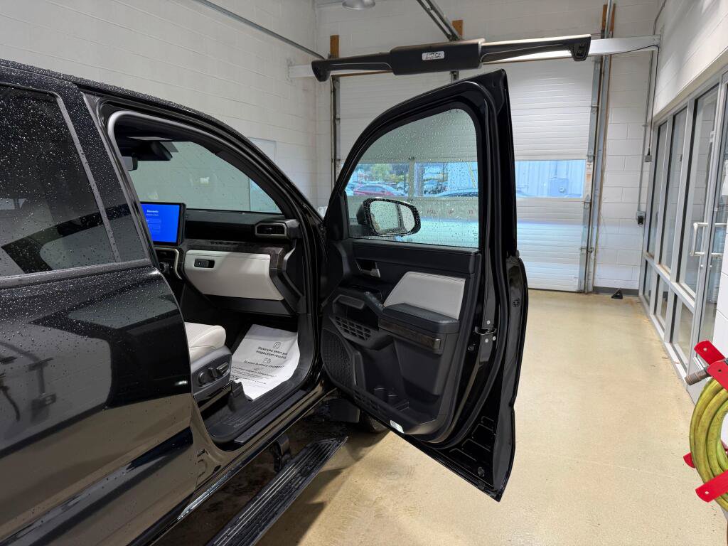 Certified 2026 Toyota Tacoma Limited AWD/4WD image 10