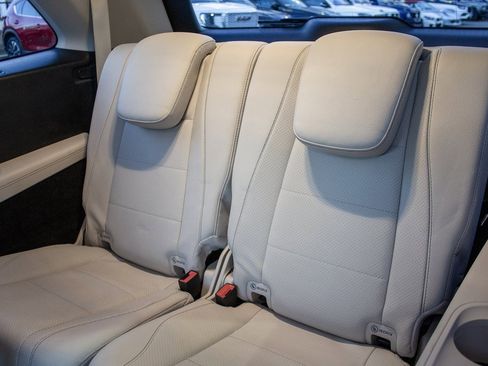 Used 2022 Mercedes-Benz GLS 450 4MATIC image 22