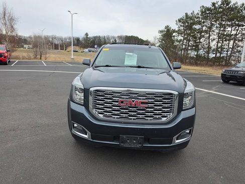 Used 2019 GMC Yukon XL Denali w/ Open Road Package image 3