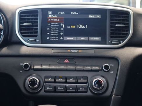 Certified 2022 Kia Sportage LX image 30