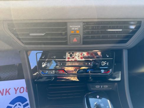 New 2026 Volkswagen Jetta SE image 18