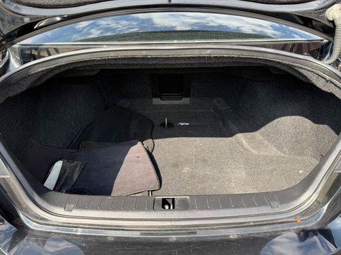 Used 2018 INFINITI Q70 Luxe RWD image 33