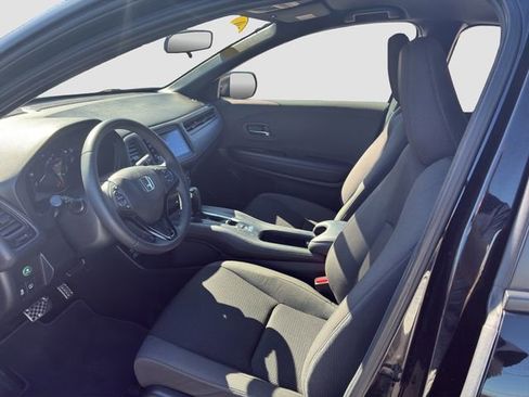 Used 2020 Honda HR-V Sport image 9