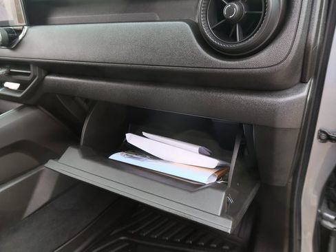 Certified 2025 Chevrolet Colorado W/T image 38