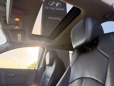 Used 2013 Chevrolet Traverse LT FWD image 24