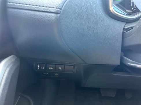 Used 2023 Toyota Corolla Cross AWD Hybrid w/ Convenience Package image 27
