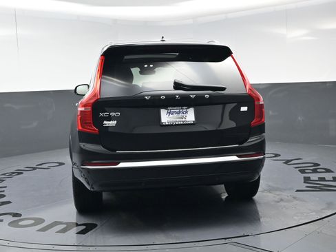 Used 2024 Volvo XC90 T8 Ultimate w/ Protection Package Premier image 8