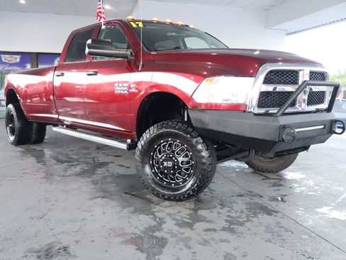 Used 2017 RAM 3500 Tradesman w/ Chrome Appearance Group AWD/4WD image 3